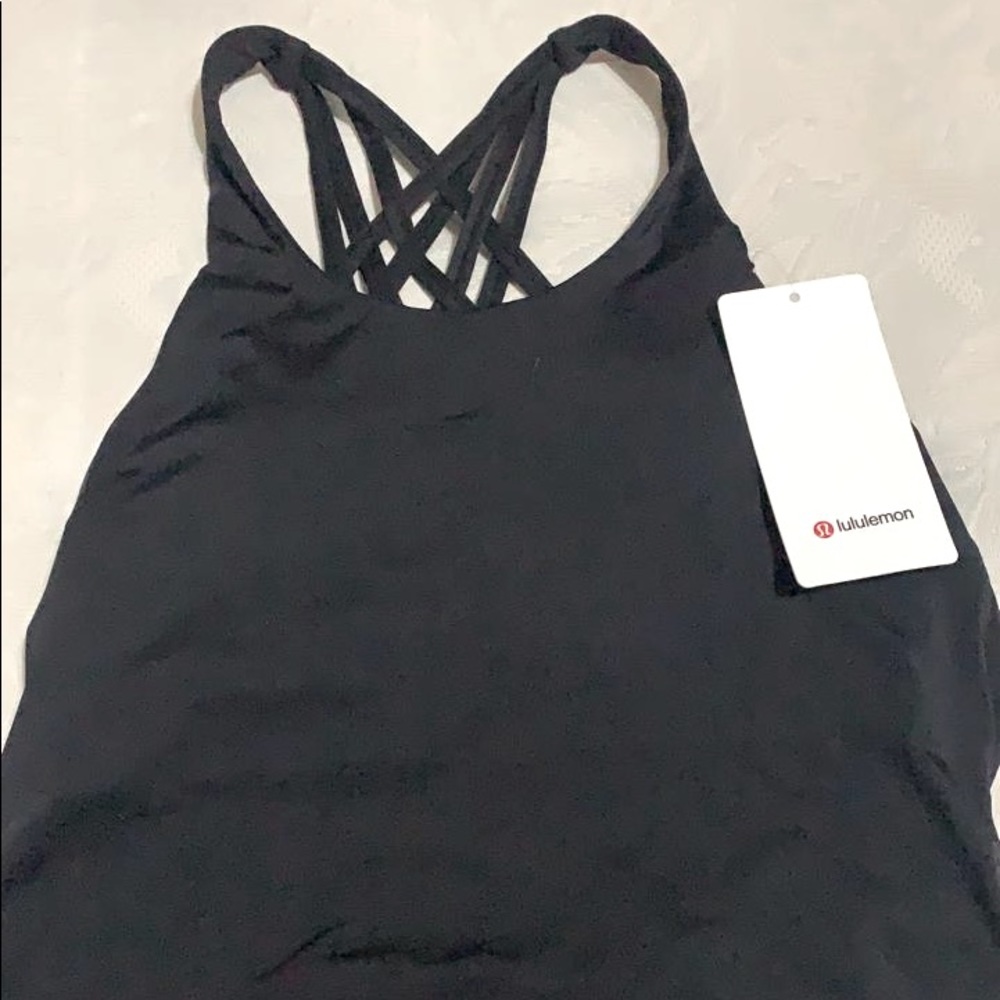 NWT Lululemon Swiftly Tech ss crew